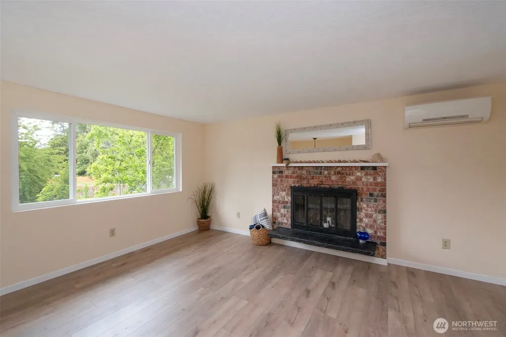 71 Whispering Firs Road Port Angeles WA 98363