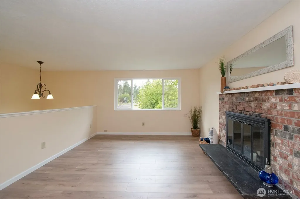 71 Whispering Firs Road Port Angeles WA 98363