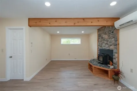 71 Whispering Firs Road Port Angeles WA 98363