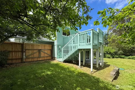 71 Whispering Firs Road Port Angeles WA 98363
