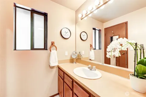 12826 NE 184th Court Bothell WA 98011
