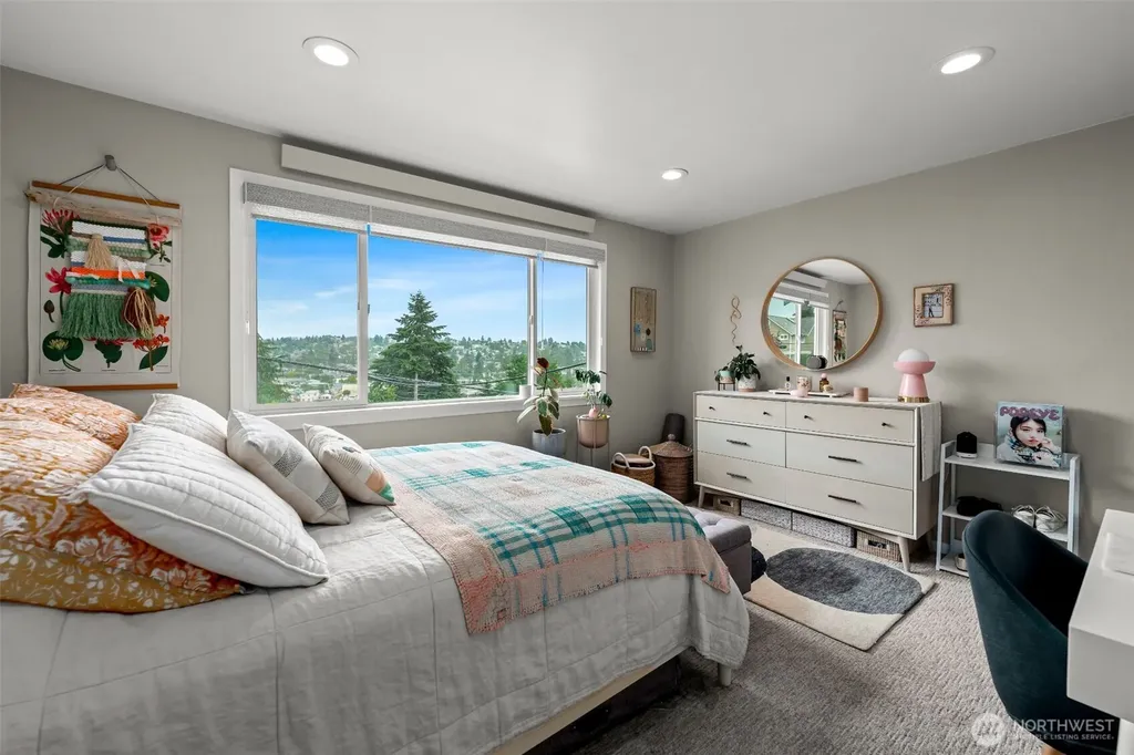 716 W Argand Street Seatac WA 98119