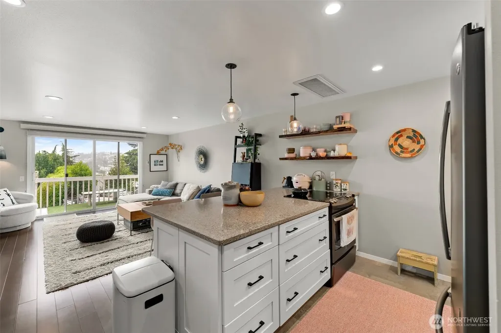 716 W Argand Street Seatac WA 98119