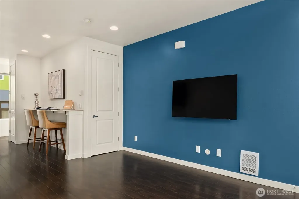 3631 Courtland Place S Seattle WA 98144