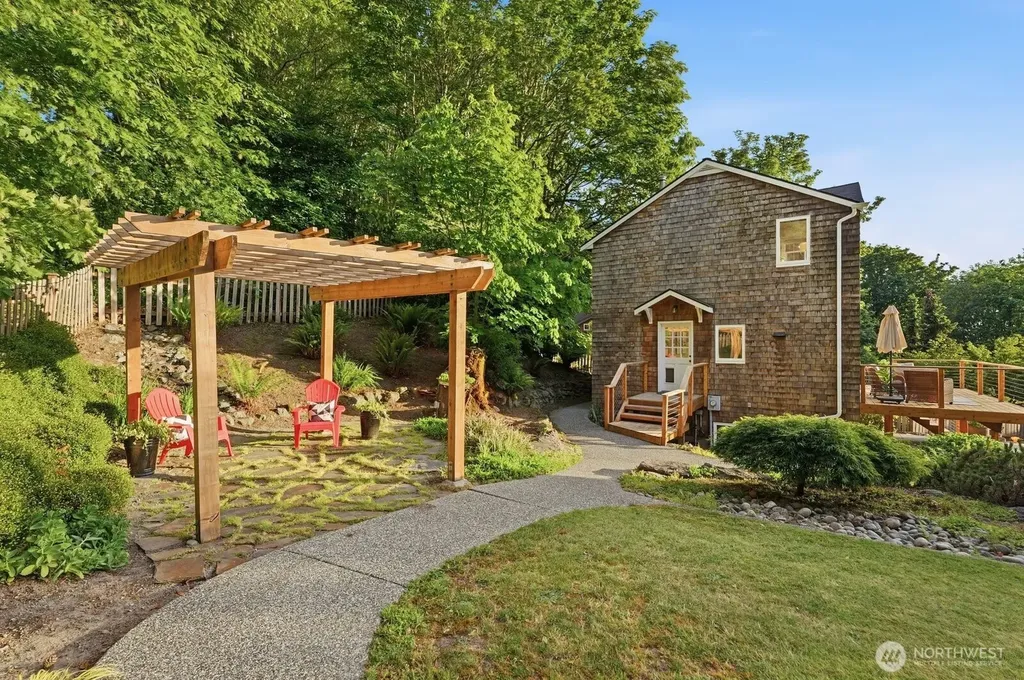 1113 Goat Trail Road Mukilteo WA 98275