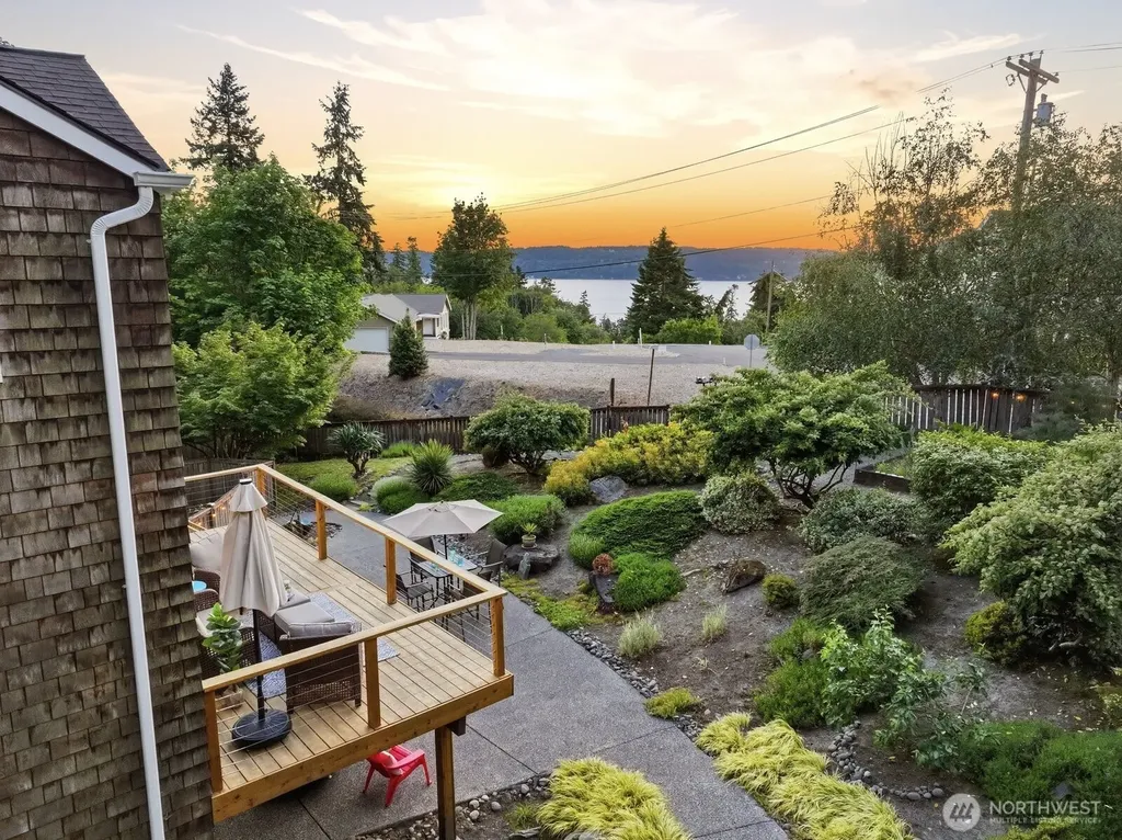 1113 Goat Trail Road Mukilteo WA 98275