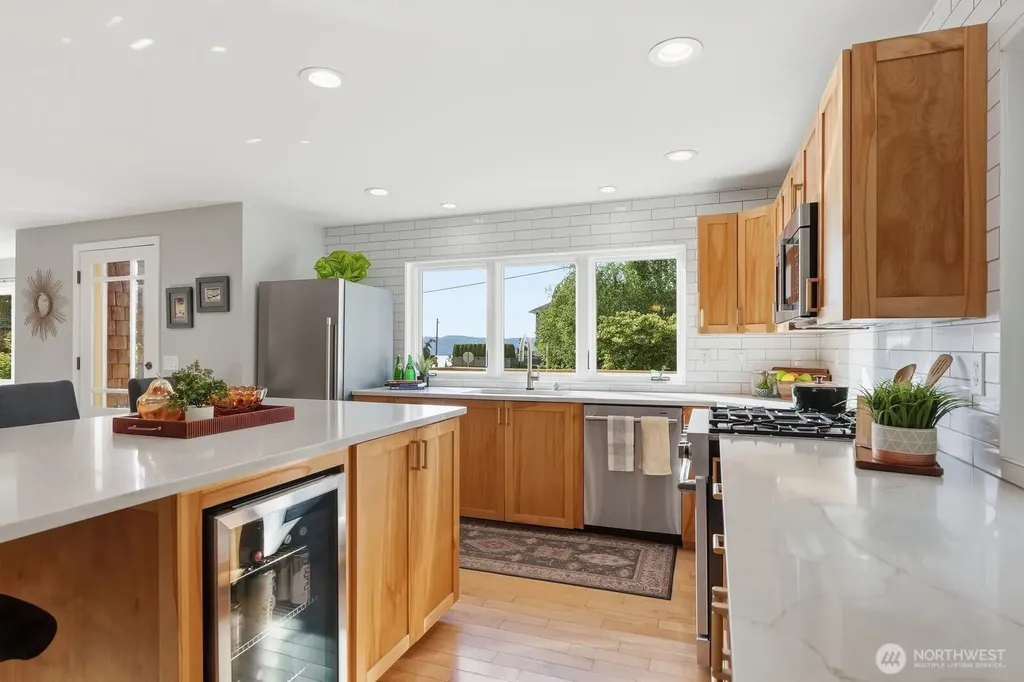 1113 Goat Trail Road Mukilteo WA 98275