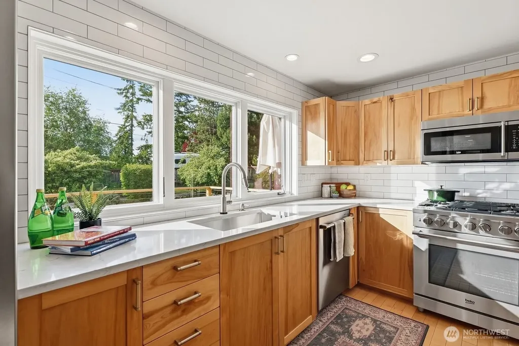 1113 Goat Trail Road Mukilteo WA 98275