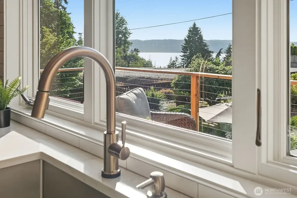 1113 Goat Trail Road Mukilteo WA 98275