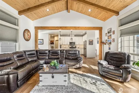 715 N 74th Avenue Yakima WA 98908