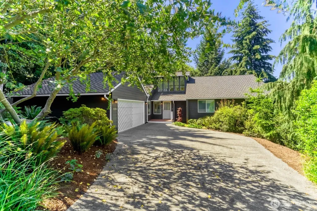 15301 SE 48th Drive Bellevue WA 98006