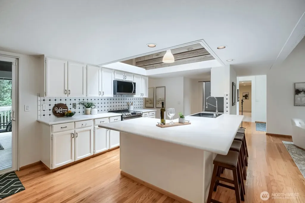 15301 SE 48th Drive Bellevue WA 98006