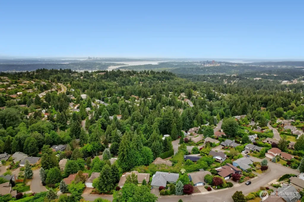 15301 SE 48th Drive Bellevue WA 98006