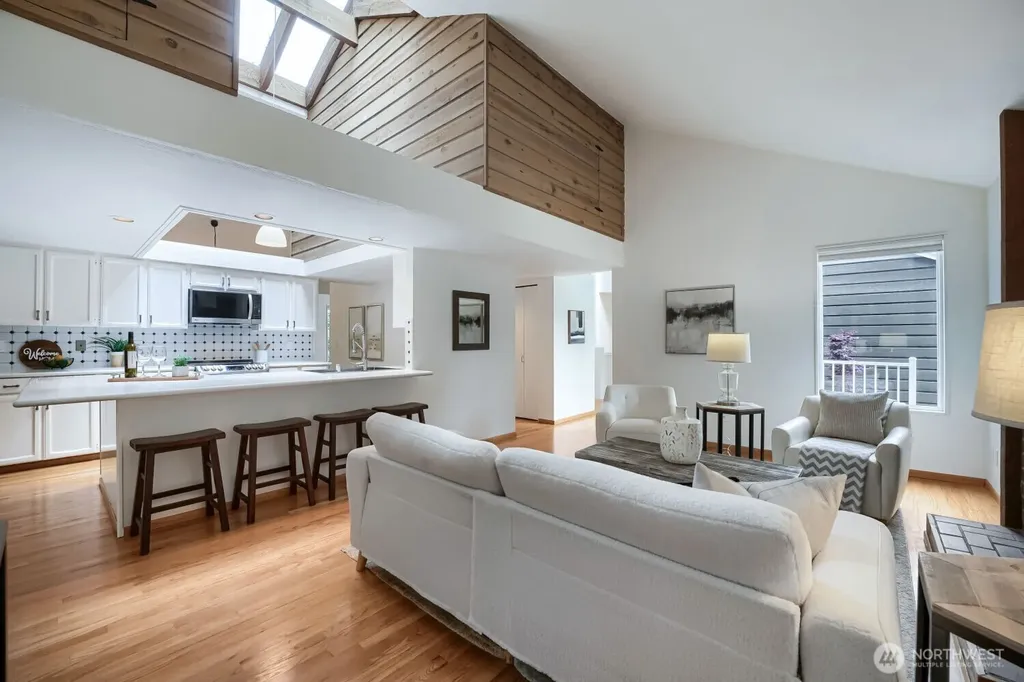 15301 SE 48th Drive Bellevue WA 98006