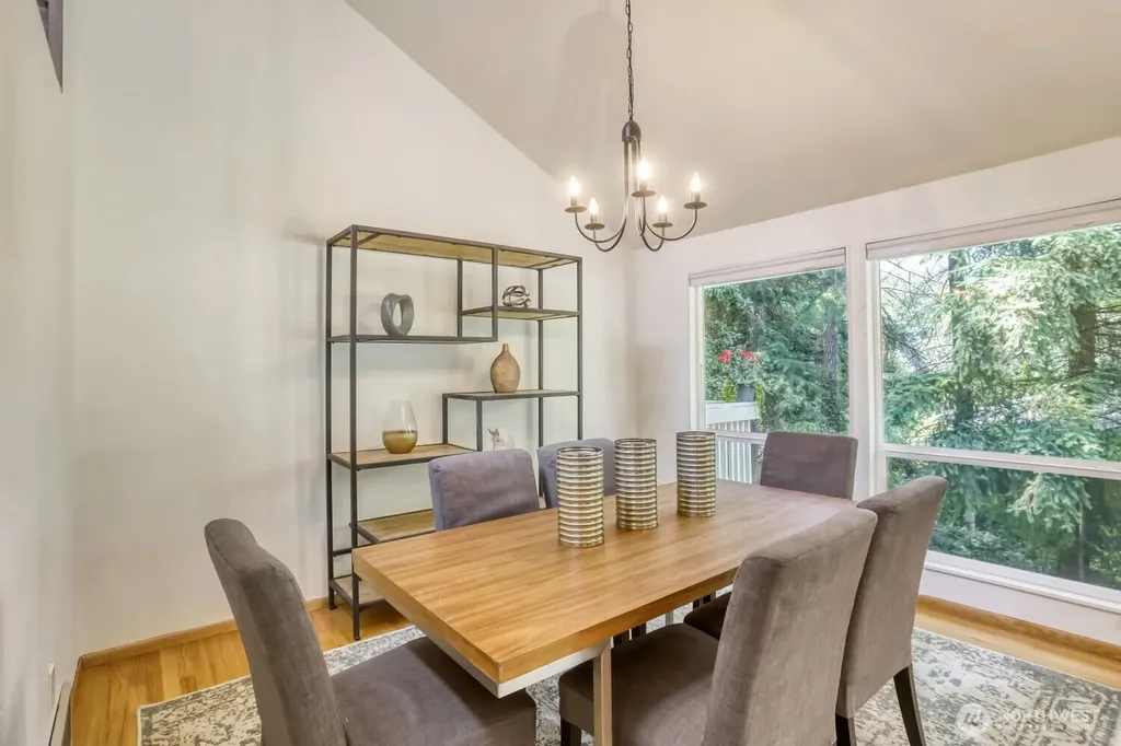 15301 SE 48th Drive Bellevue WA 98006