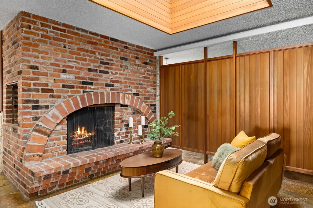 11032 39th Avenue NE Seattle WA 98125