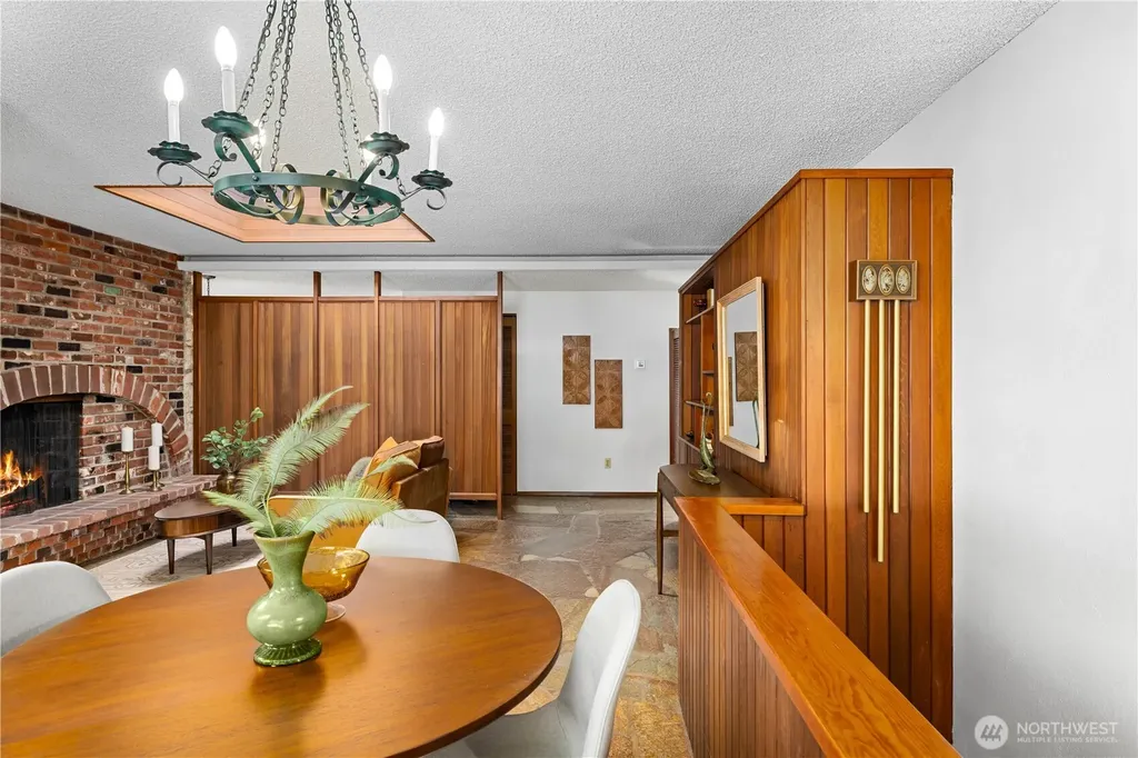 11032 39th Avenue NE Seattle WA 98125