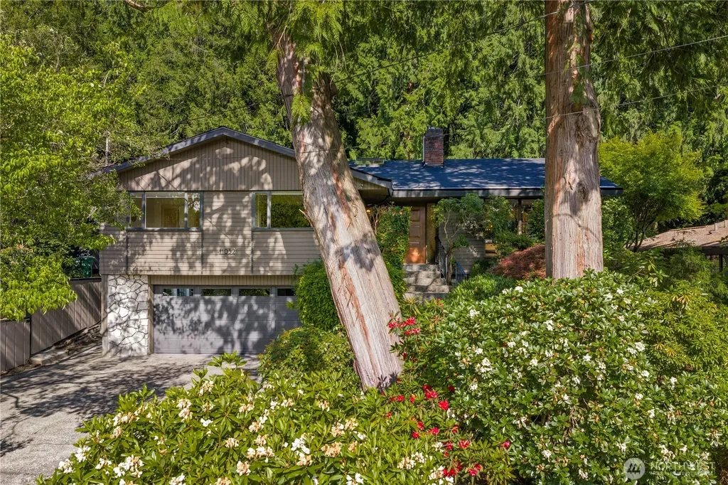 11032 39th Avenue NE Seattle WA 98125