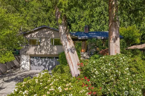 11032 39th Avenue NE Seattle WA 98125