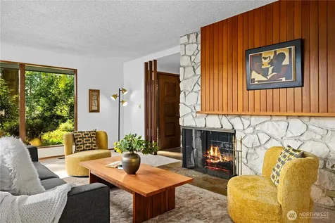 11032 39th Avenue NE Seattle WA 98125