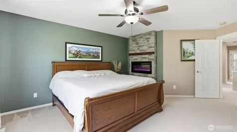 16820 166th Place SE Renton WA 98058
