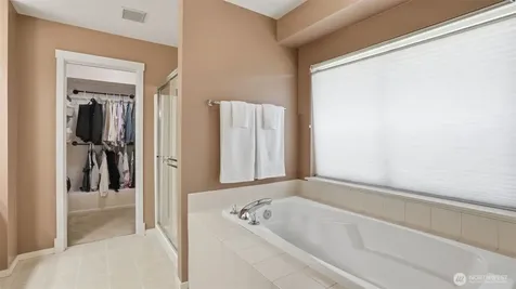 16820 166th Place SE Renton WA 98058