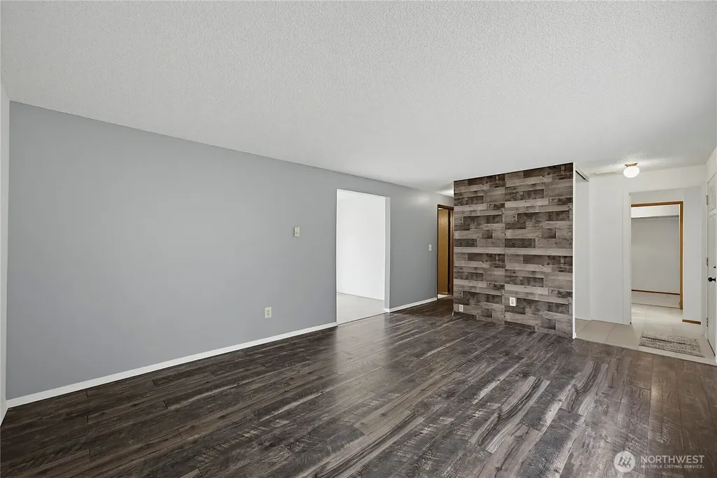 12607 136th Street E Puyallup WA 98374