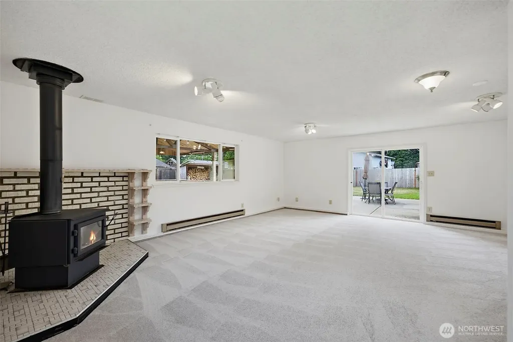 12607 136th Street E Puyallup WA 98374