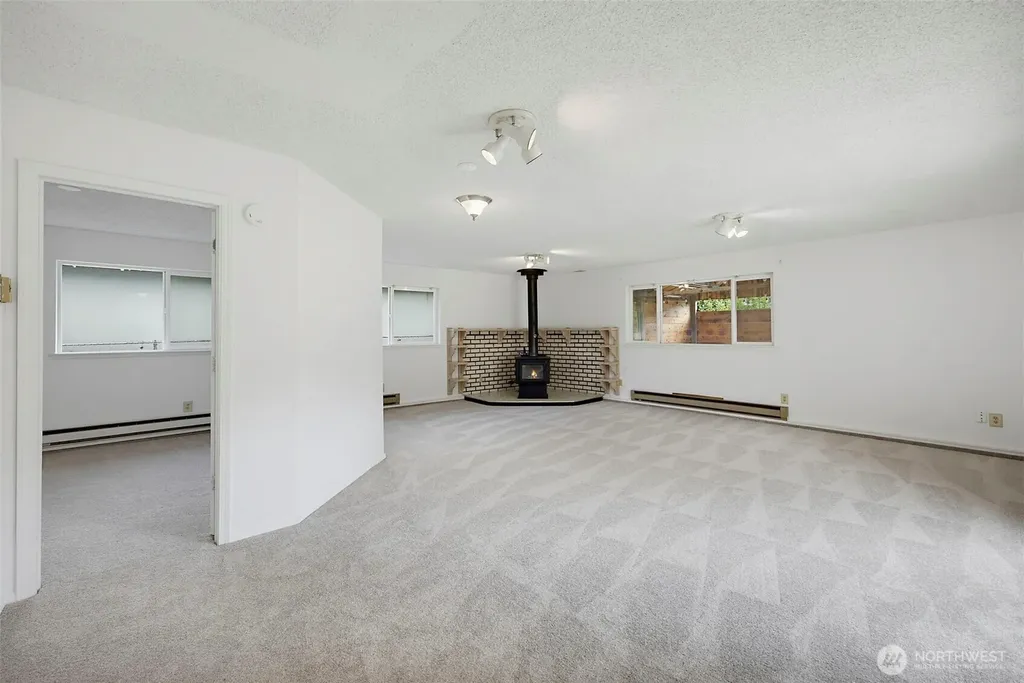 12607 136th Street E Puyallup WA 98374