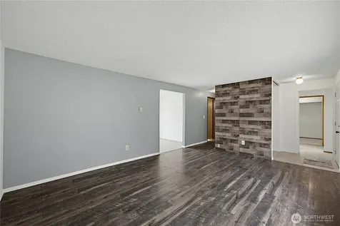 12607 136th Street E Puyallup WA 98374