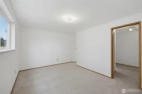 12607 136th Street E Puyallup WA 98374
