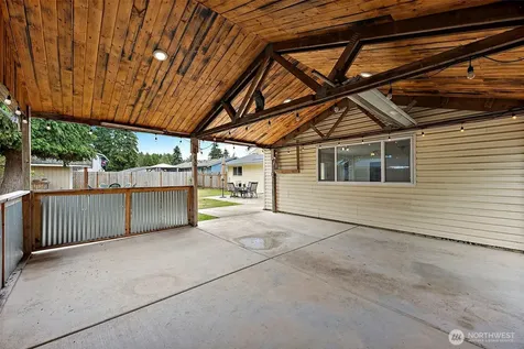 12607 136th Street E Puyallup WA 98374