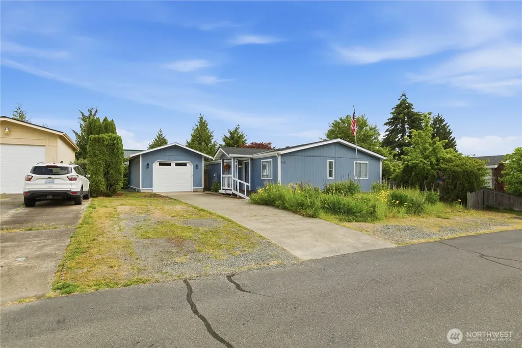 9813 189th Street E Puyallup WA 98375