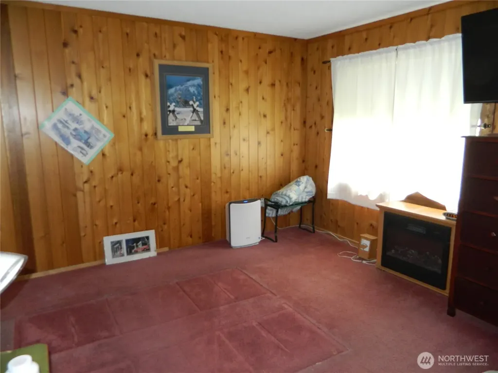 34 Bonaparte Avenue Tonasket WA 98855