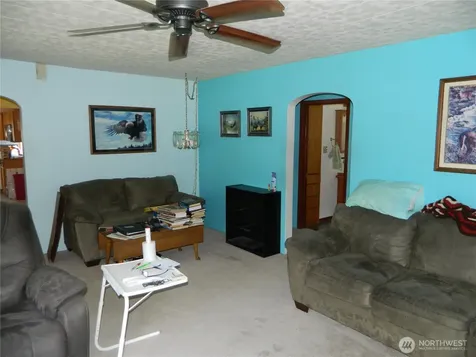34 Bonaparte Avenue Tonasket WA 98855
