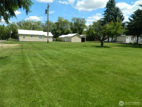 34 Bonaparte Avenue Tonasket WA 98855
