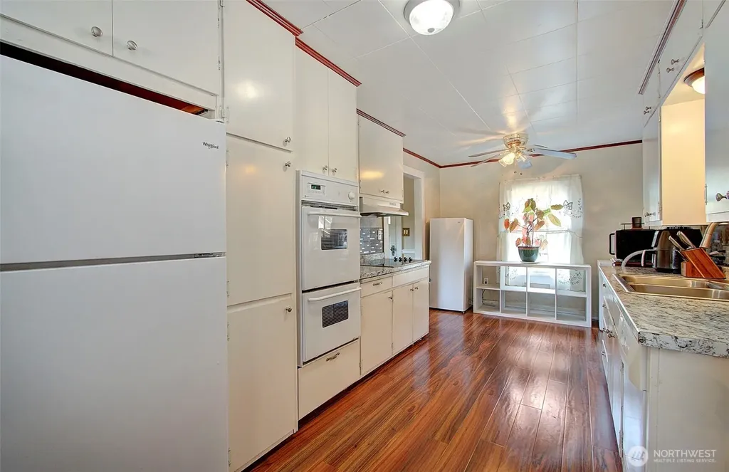 380 Westlake Avenue Morton WA 98356