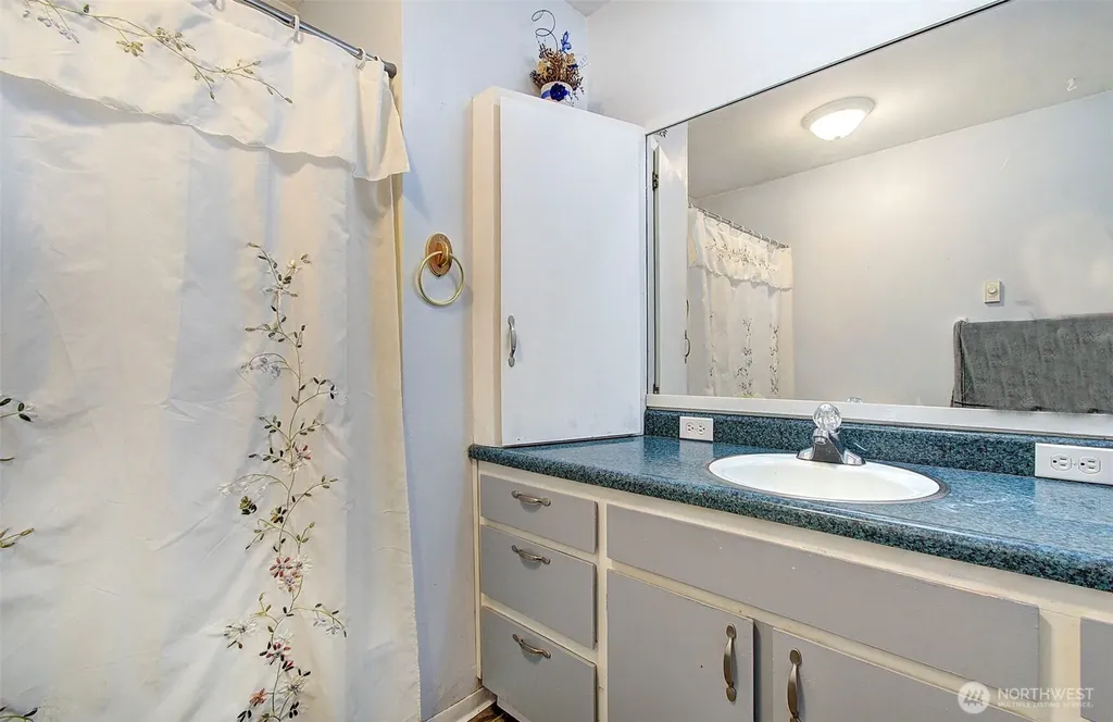 380 Westlake Avenue Morton WA 98356