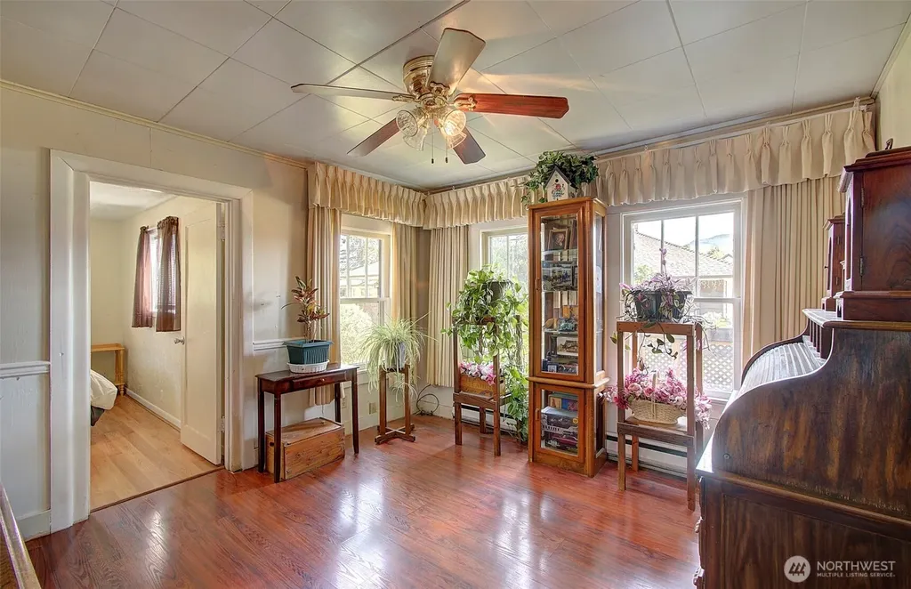 380 Westlake Avenue Morton WA 98356