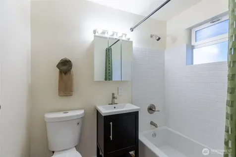 4733 Terrace Drive NE Seattle WA 98105