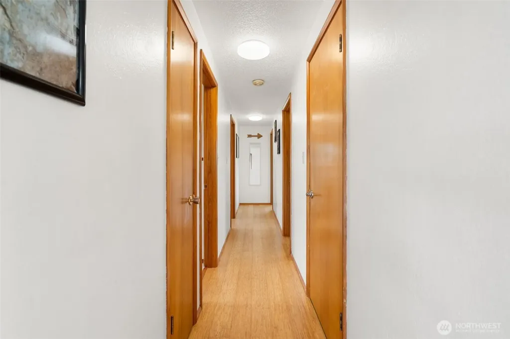 209 Harrison Street Raymond WA 98577