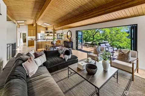 7936 Seward Park Avenue S Seattle WA 98118