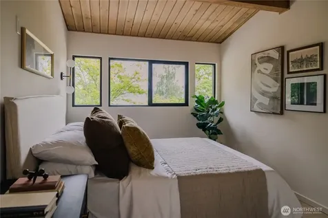 7936 Seward Park Avenue S Seattle WA 98118