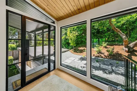 7936 Seward Park Avenue S Seattle WA 98118