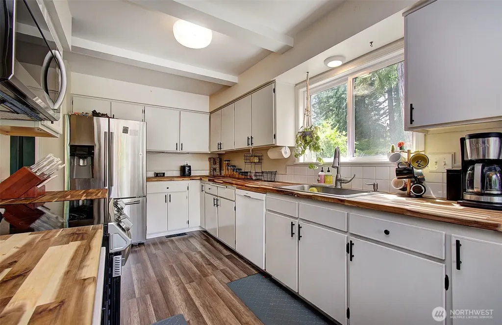 153 Monticello Drive Longview WA 98632