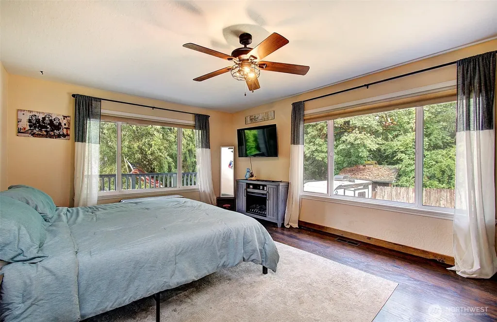 153 Monticello Drive Longview WA 98632