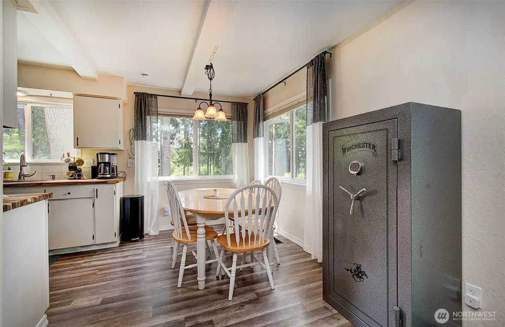 153 Monticello Drive Longview WA 98632