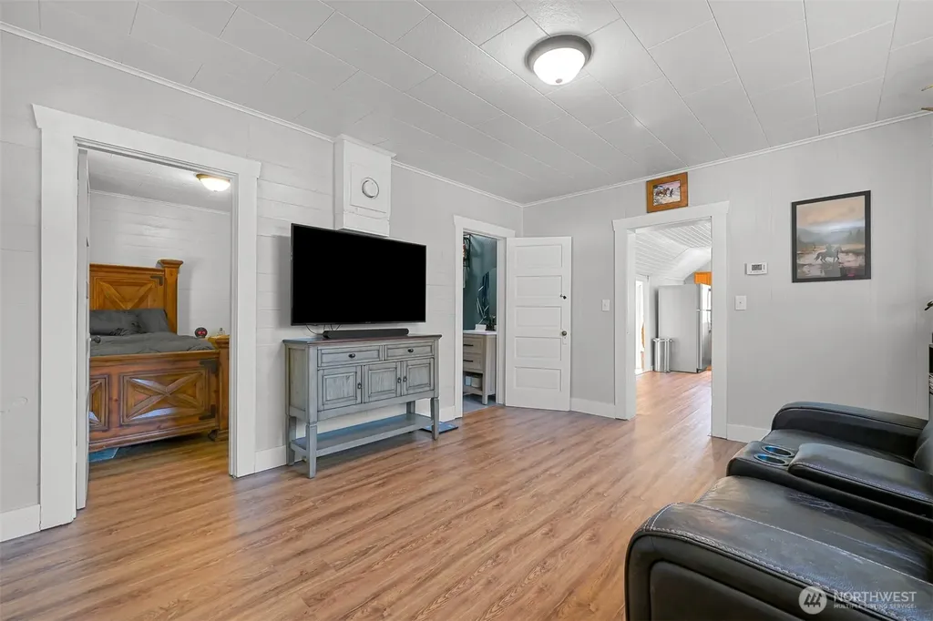 504 W 1st Street Nooksack WA 98276