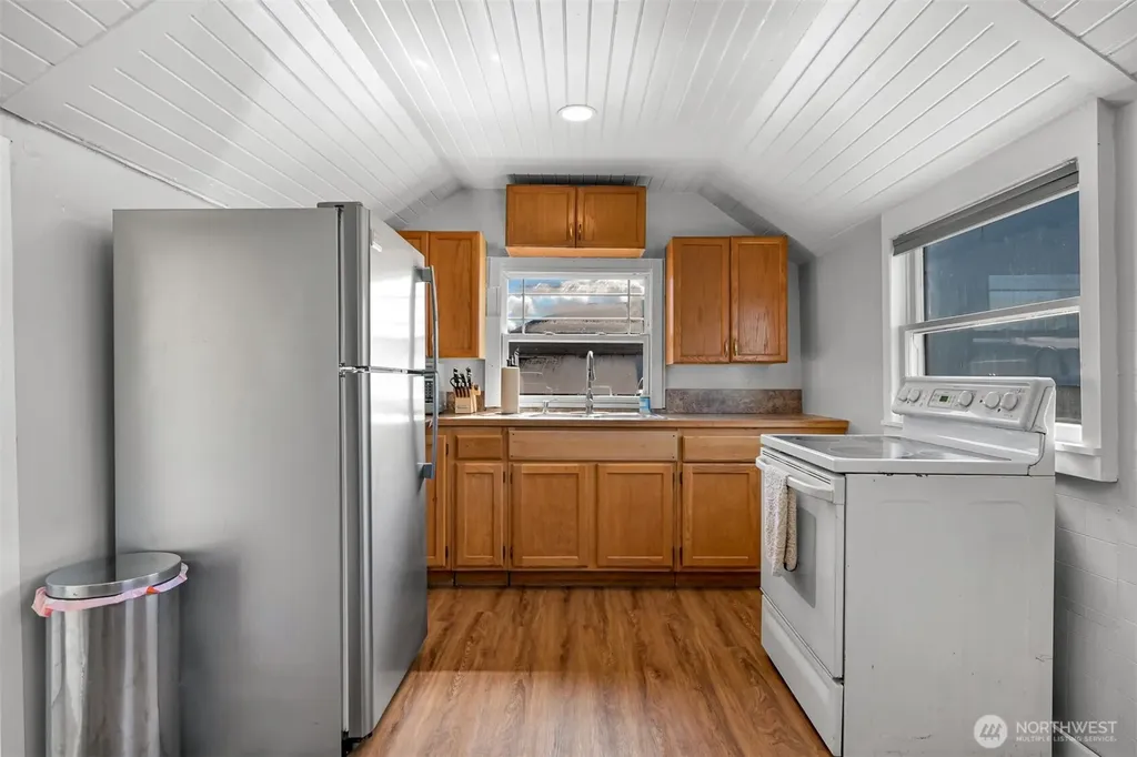 504 W 1st Street Nooksack WA 98276
