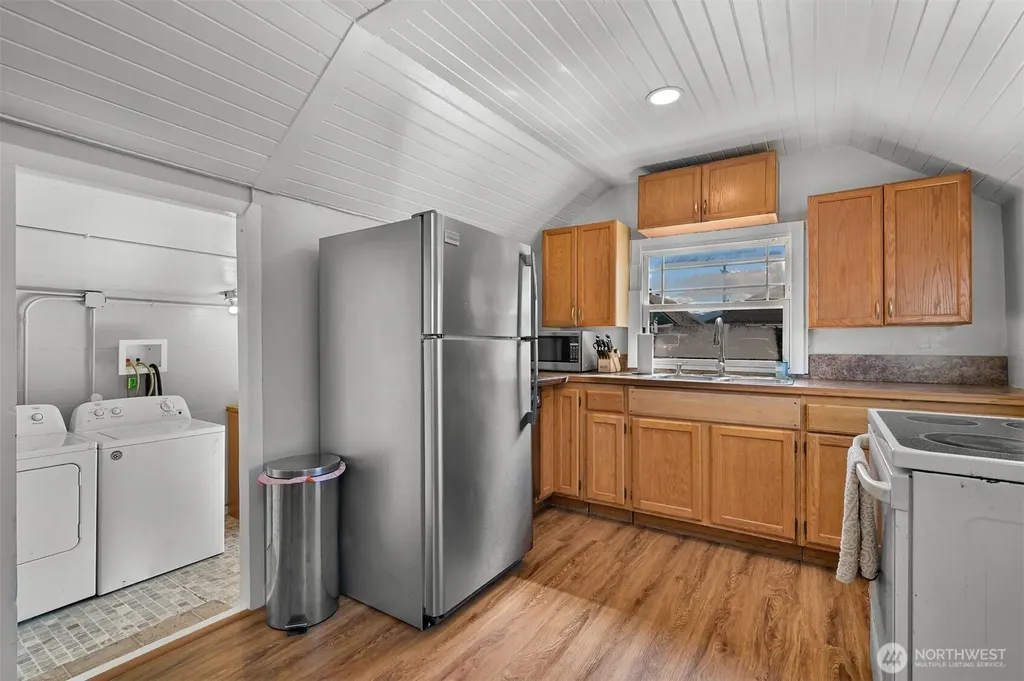 504 W 1st Street Nooksack WA 98276